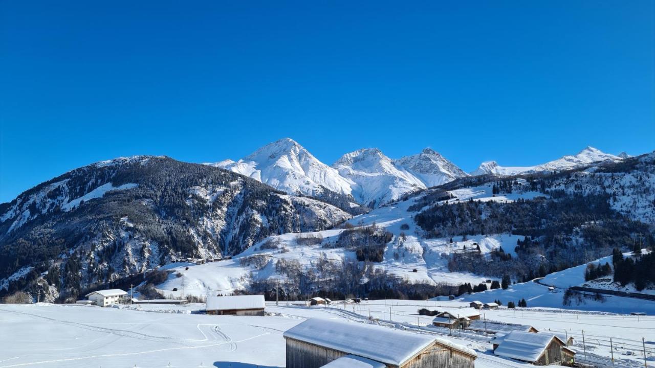 Chesa Prema Bed & Breakfast - Restaurant Disentis Exterior photo