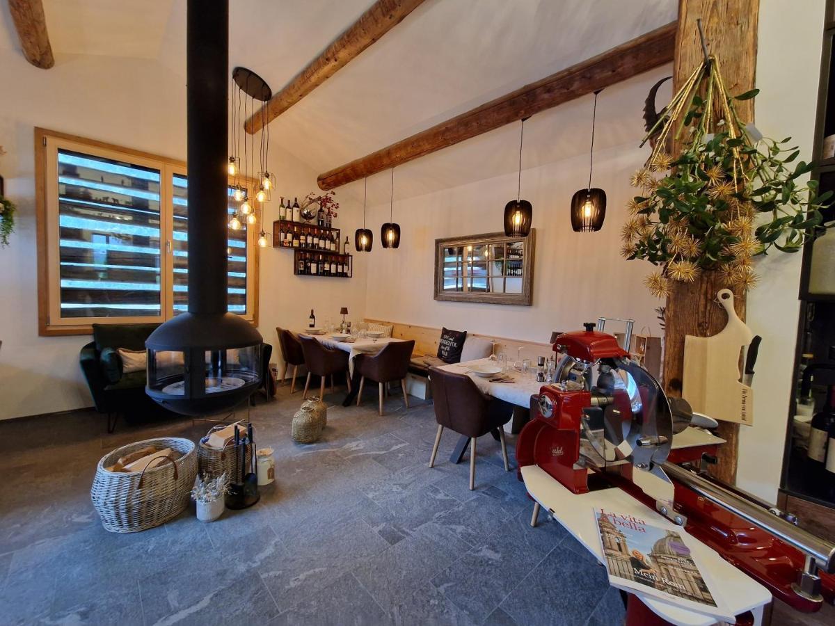 Chesa Prema Bed & Breakfast - Restaurant Disentis Exterior photo